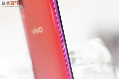 识加科技智慧屏 Jovi AI引擎完胜Siri，vivo X23用户不容错过